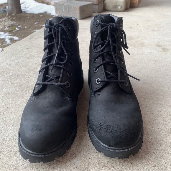 Black Timberlands - Picture 3 of 4